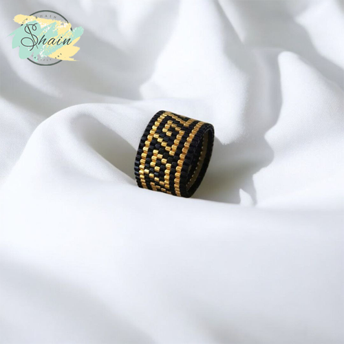 عکس انگشتر میوکی طرح قلاب کد 3084 ساخته شده با منجوق اصل ژاپنی – شاین گالری