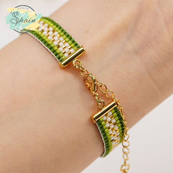 دستبند دستساز میوکی با طرح حاشیه سبز، بافت هنری، کیفیت بالا و مناسب استفاده روزانه، مقاوم در برابر رنگپریدگی و حساسیت پوستی.