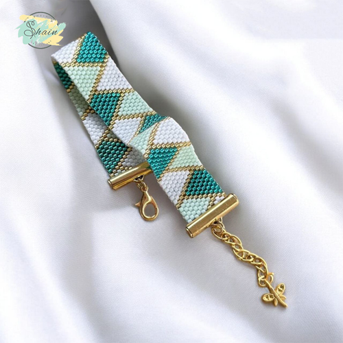 دستبند میوکی طرح ذوزنقه کد 3029 ساخته شده با منجوقهای اصل ژاپنی، مناسب استایل روزمره و خاصپسند با کیفیت بسیار بالا.