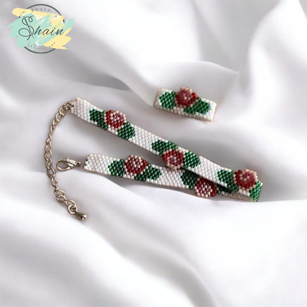 دستبند و انگشتر میوکی گلدار زنانه از برند شاین گالری ساختهشده با مهرههای اصل ژاپنی و طراحی خاص و ماندگار.