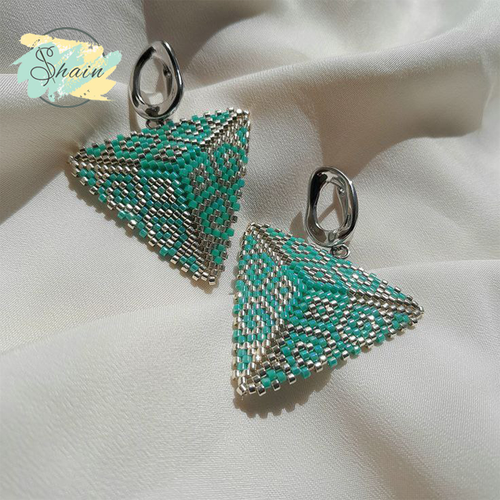 گوشواره میوکی طرح آوینا دستساز از برند شاین گالری با طراحی ظریف، مناسب استایل روزمره و مجلسی بانوان خاصپسند