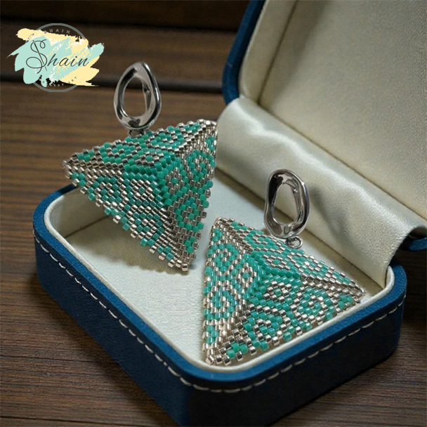 گوشواره زنانه میوکی ژاپنی طرح آوینا با کیفیت بالا، سبک و بدون حساسیت، مناسب هدیه دادن و استفاده طولانیمدت